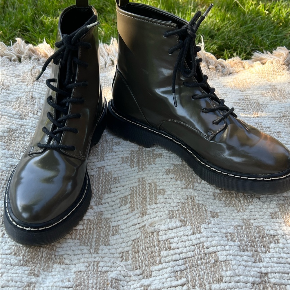 Zara Green Ankle Boots with Chunky Sole